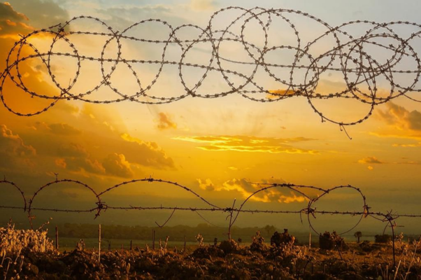 В шесть часов утра после войны