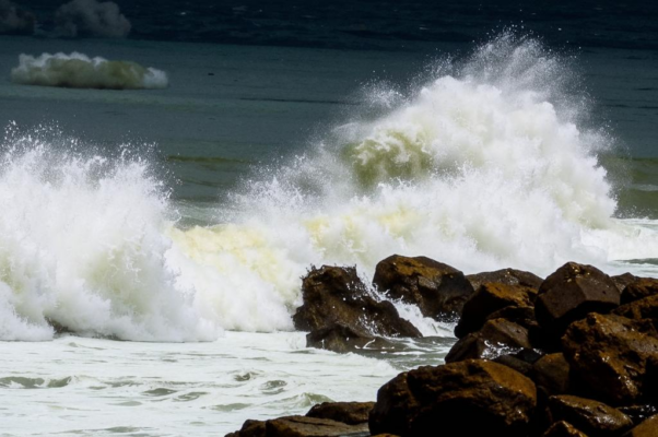 Море и утес