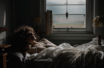 Утро («[Как мячик,] скачет по двор…»)