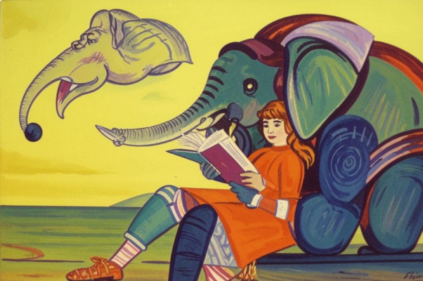 Слониха читает