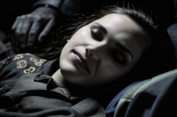 «Уснуть без сновиденья и слушать грай вокруг...»