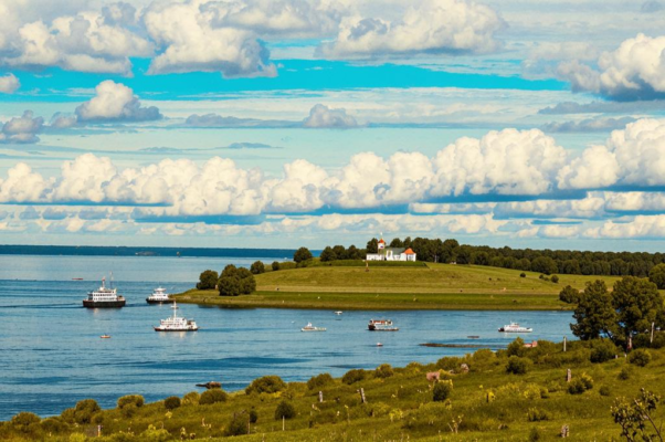 «Эти тюркские пристани-имена Агидель, Изикюль, Дюртюли...»