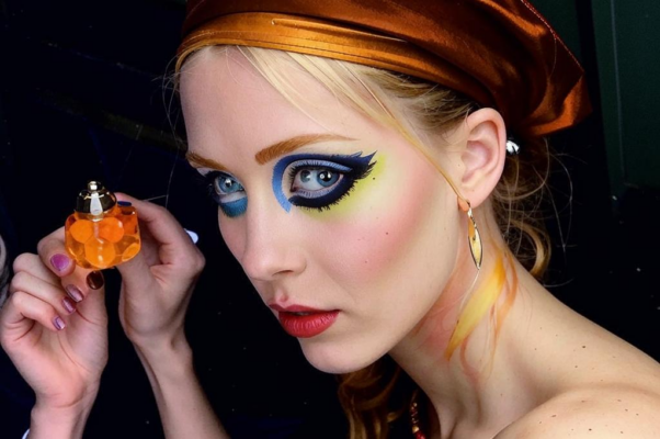 Жизнь («Жизнь надо брать с холодной головою…»)