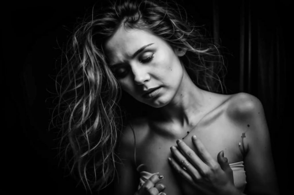 «Быть только женщиной — и милой...»