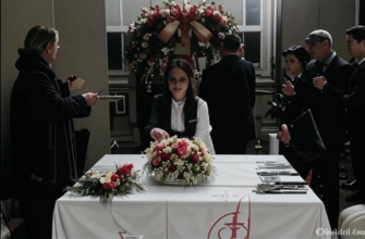 «Задребезжит на лестнице звонок...»