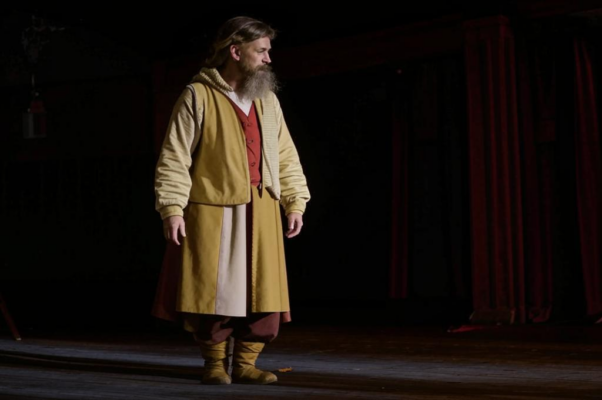 Биографические черты