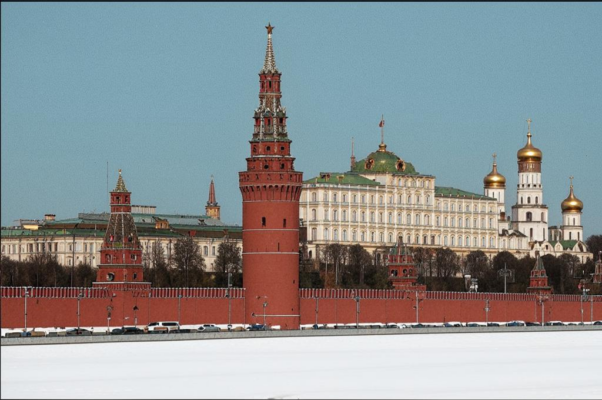«Москва! Москва! Безбытье необжитых будней...»