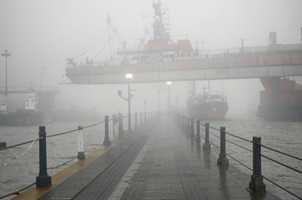 Начало («Мы видели часам…»)